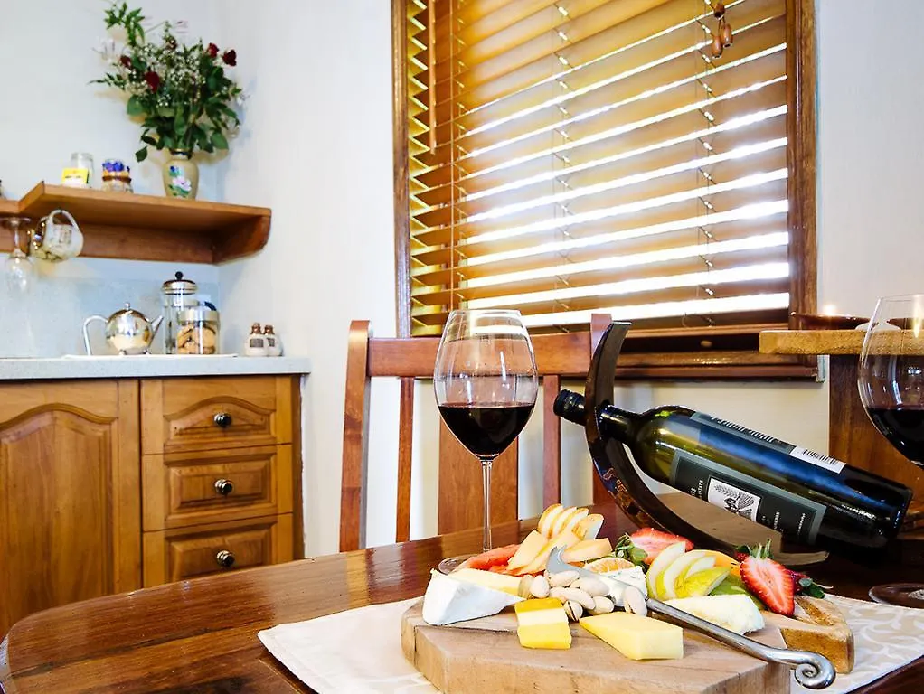 Lillypilly'S Cottages & Day Spa Maleny Bed & Breakfast